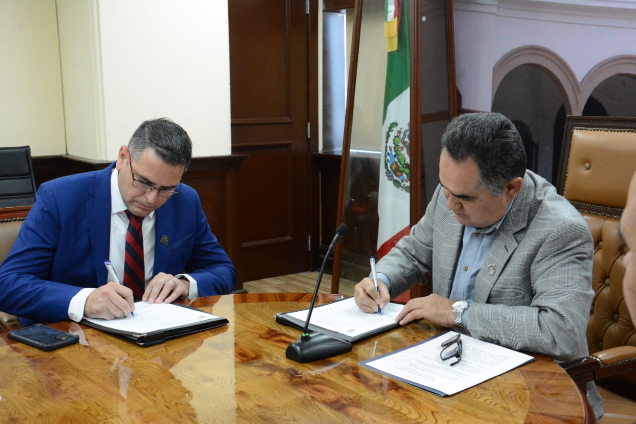 Firma rector de la UAS primer convenio del ciclo escolar 2023-24 con la Universidad de la Sierra