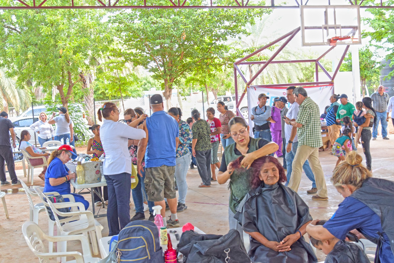 Gobierno de El Fuerte realizó jornada médica en el ejido Lázaro Cárdenas