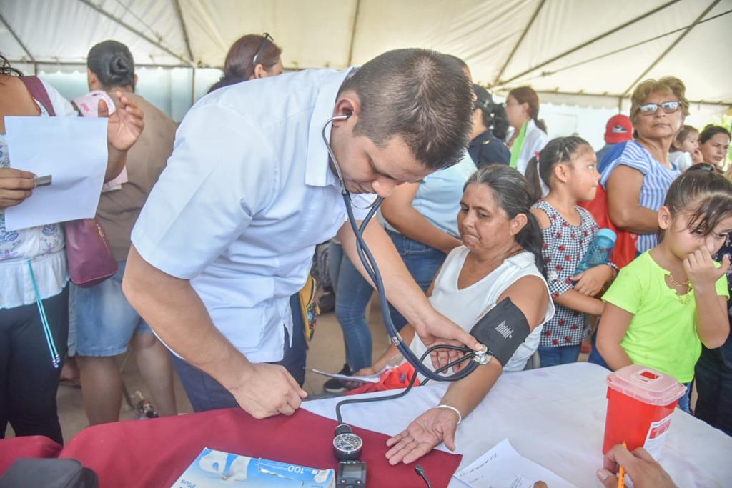 “Muchas gracias por ese Ahome parejo, por haber cumplido”, manifiestan vecinos a GVL en Jornadas del Bienestar