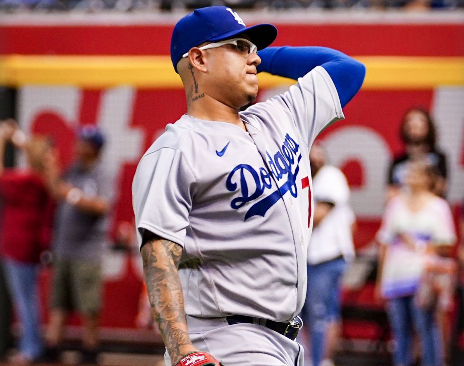 Julio Urías domina y llega a nueve triunfos en la temporada con los Dodgers de Los Ángeles