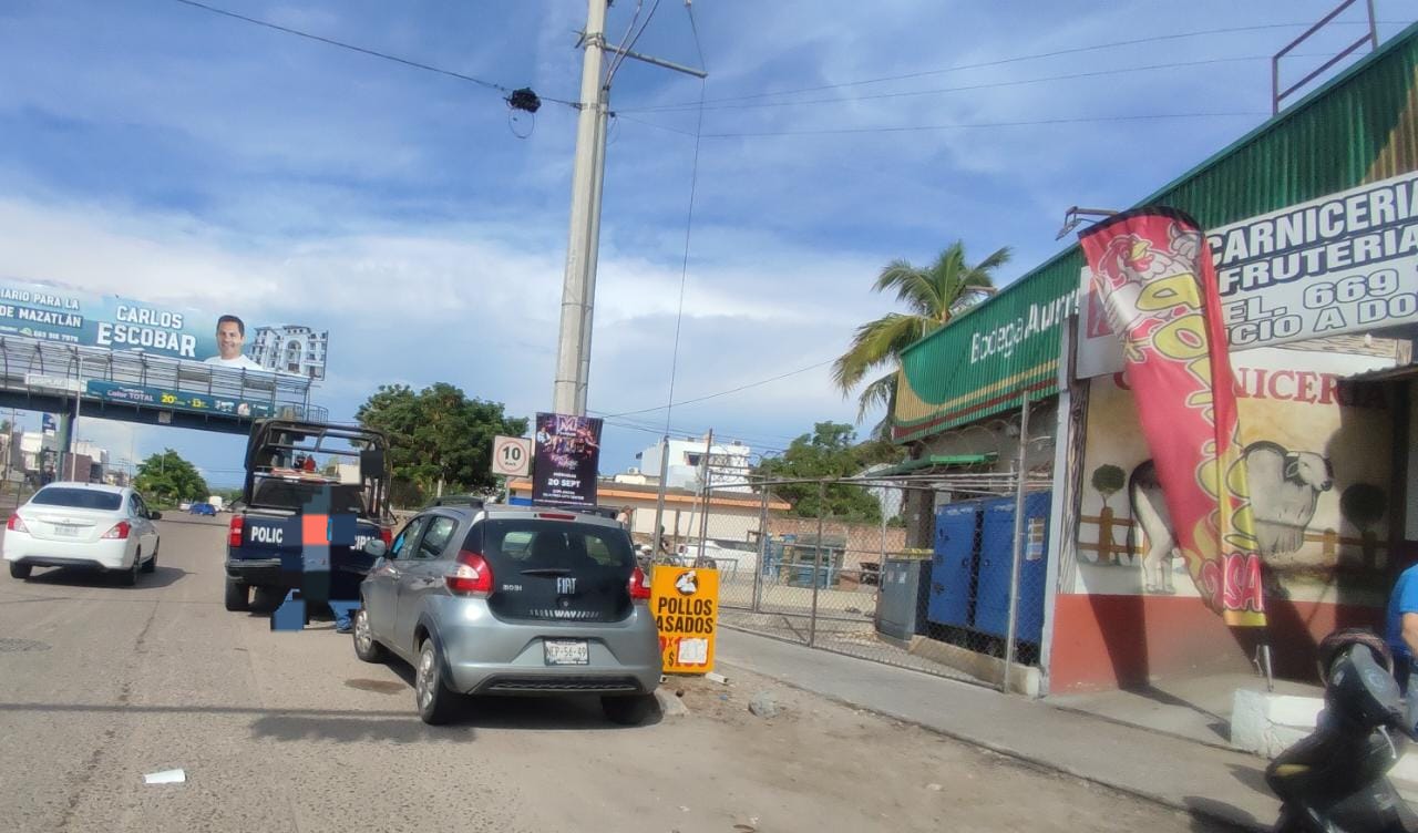 Padre e hijo resultan lesionados tras ser atacados en un taller de motos en Mazatlán