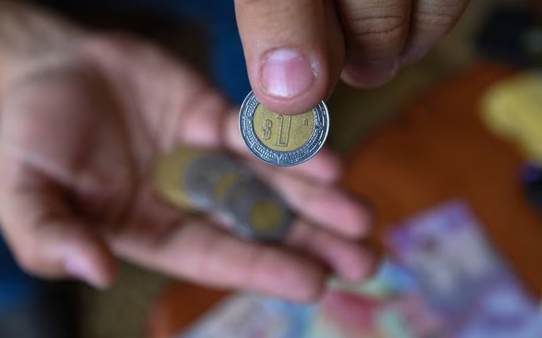 Aplaude López Obrador la desaceleración de la inflación en México… ‘poquito pero bajó’
