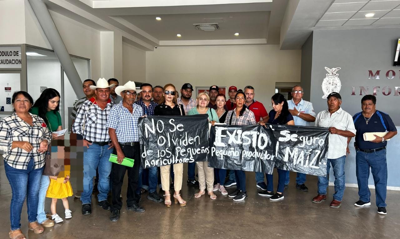 ‘Nos atendieron pero quedamos igual’: Productores que no entraron al esquema de Segalmex se manifiestan en SAyG