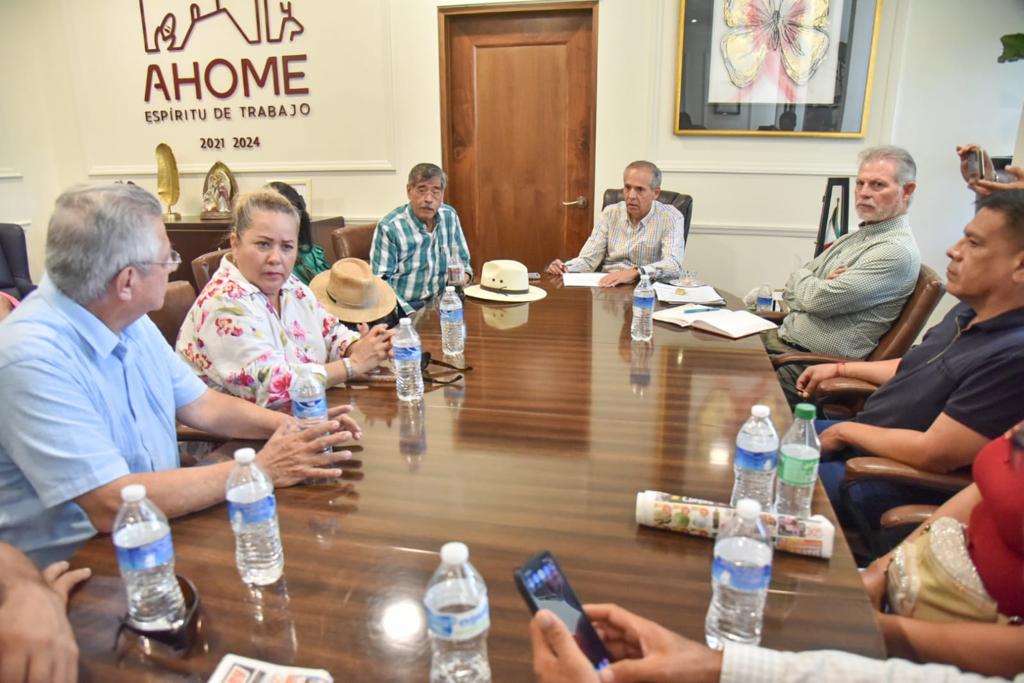 Recibe Vargas Landeros a precaristas y acuerdan reunión el miércoles 9 para instalar mesa de diálogo