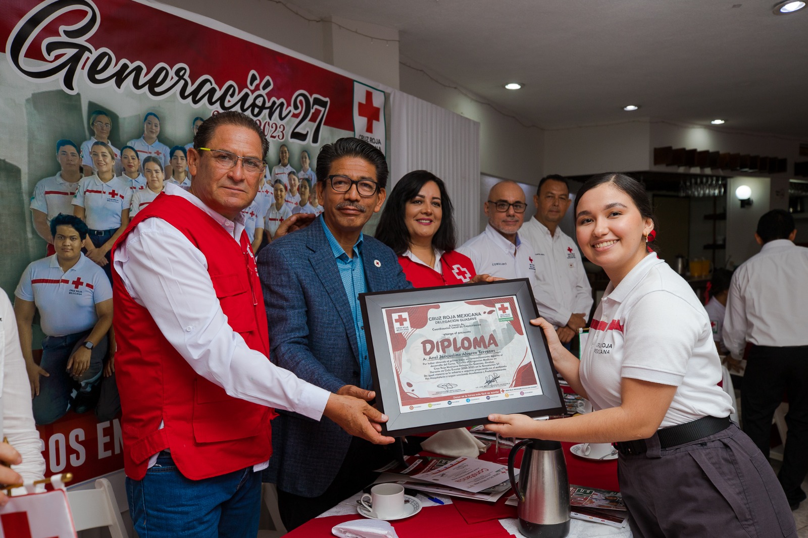 Se gradúan 28 técnicos en urgencias en Cruz Roja Guasave; alcalde anuncia apoyo y base mixta en El Amole