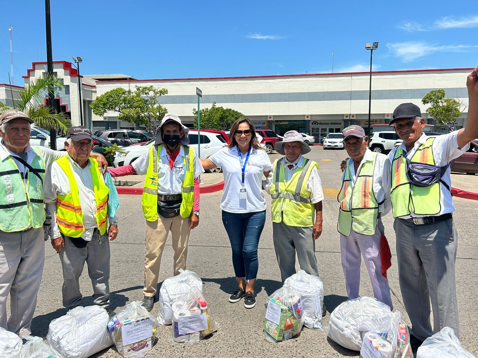 Sí se pudo, por los abuelitos en Mazatlán; Fundación Arhe inicia entrega de apoyos de campaña ‘Un Kilo Suma’