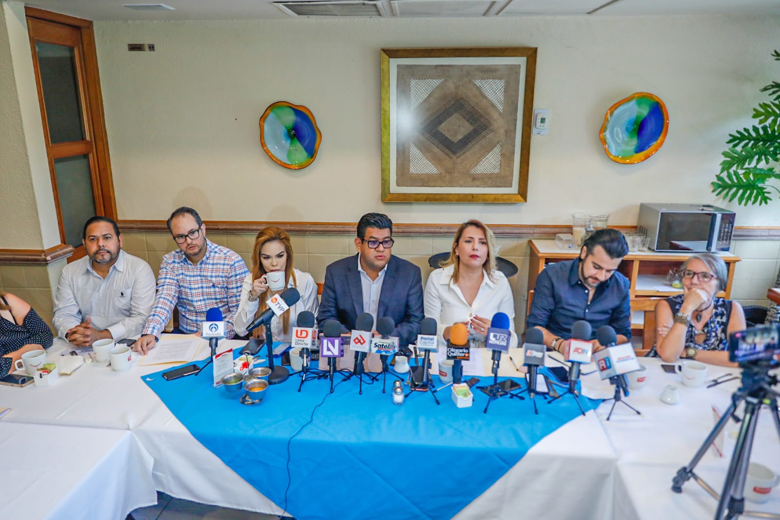 ‘No hay dados cargados’; 6 aspirantes del FAM ya juntaron firmas; hoy cierra plataforma