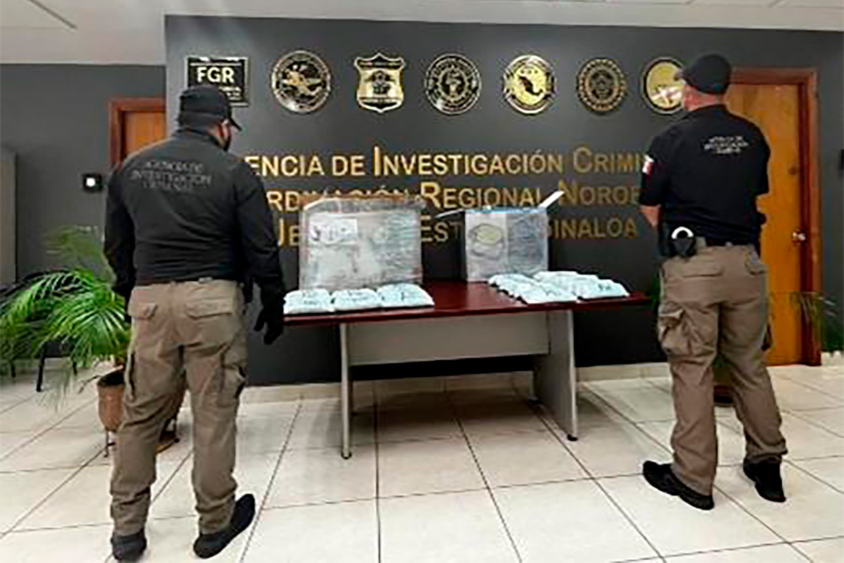 Tras reporte anónimo, aseguran más de 174 mil pastillas de fentanilo en paquetería de Culiacán