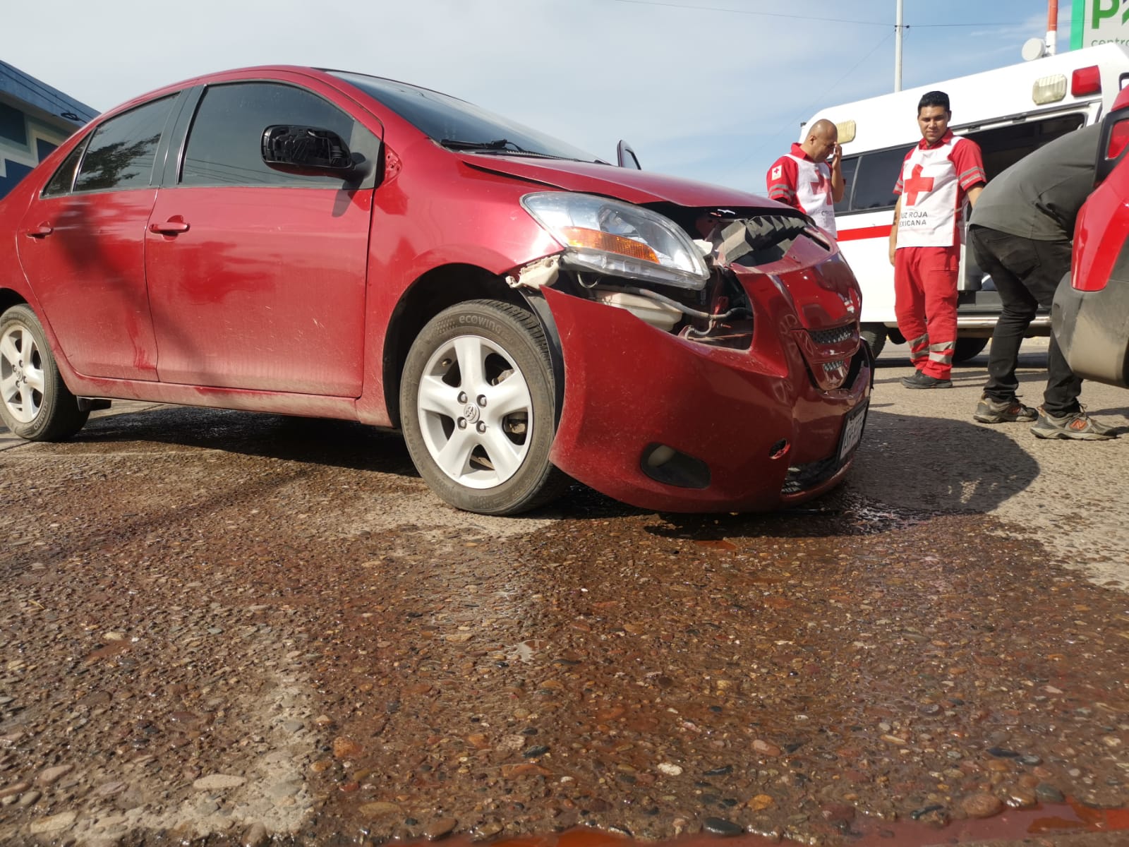 De nueva cuenta se registra accidente en los cruces de Allende y Madero en el sector centro de Los Mochis