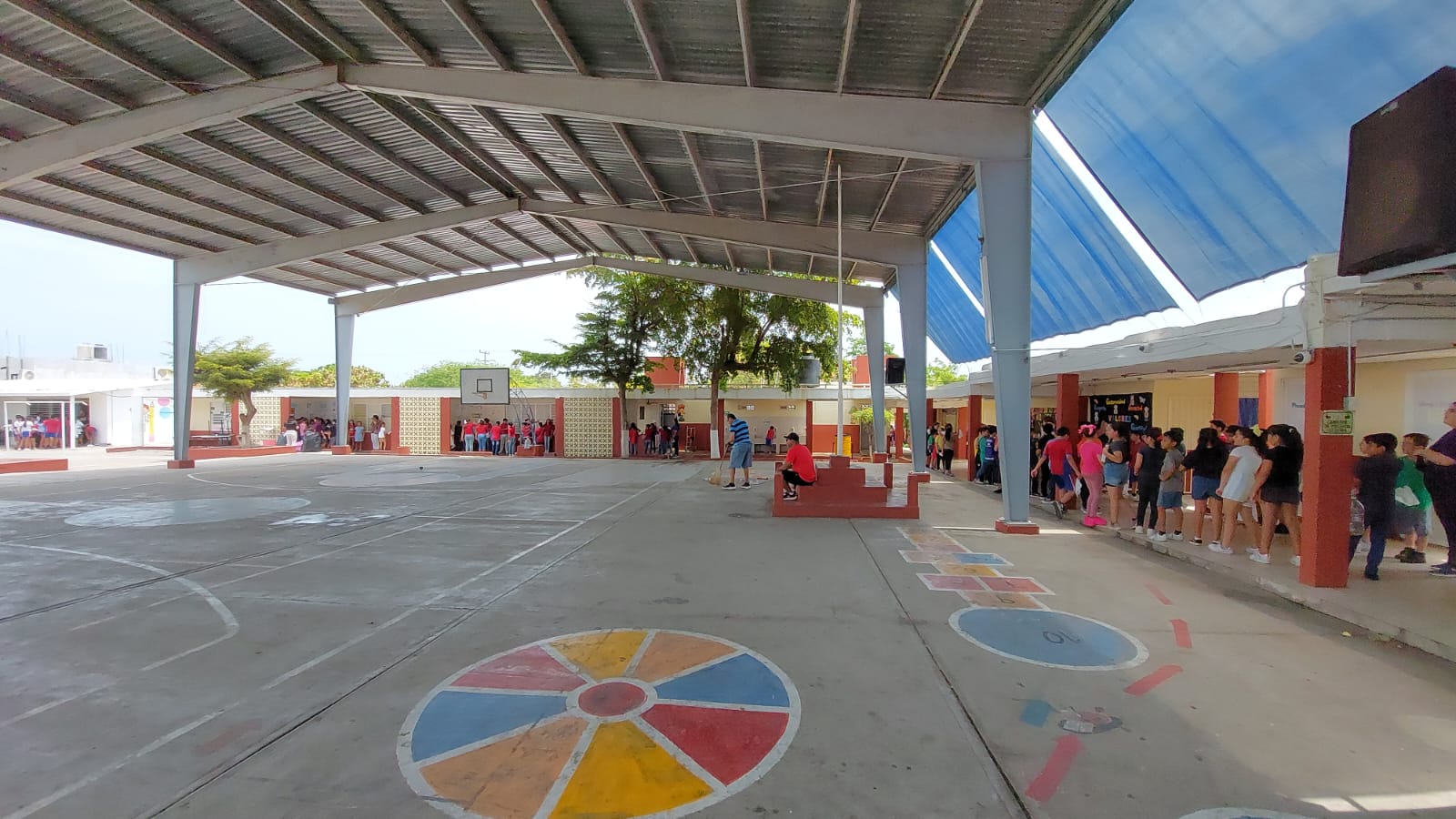 Gobierno de Mazatlán no puede atender a todas las escuelas previo al regreso a clases