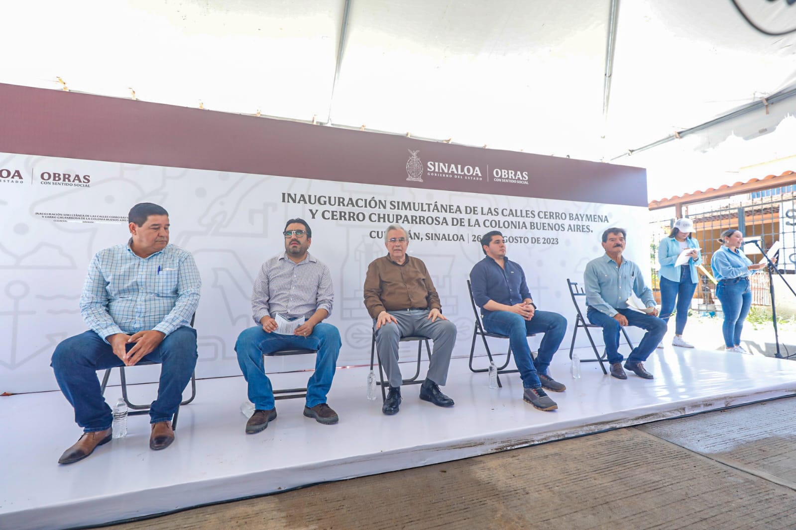 Rocha Moya y Gámez Mendívil inauguran pavimentación de calles en la colonia Buenos Aires de Culiacán
