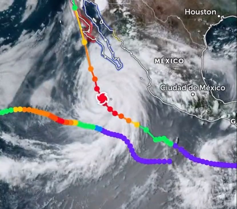 ‘Hilary’ disminuye su fuerza y baja a categoría 2; continúa su acercamiento a Baja California