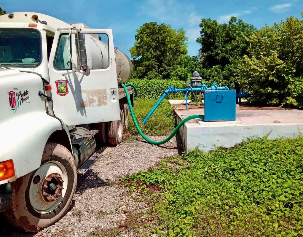 Falla en línea de conducción genera desabasto de agua potable en comunidades de Salvador Alvarado
