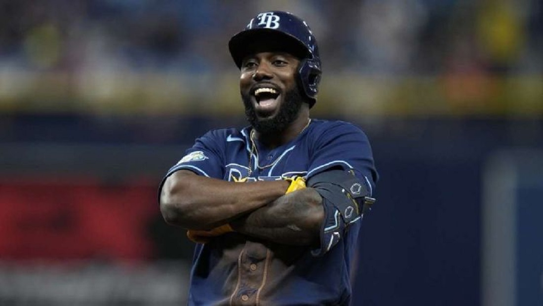 Arozarena y Paredes se van para la calle en victoria de los Rays de Tampa Bay