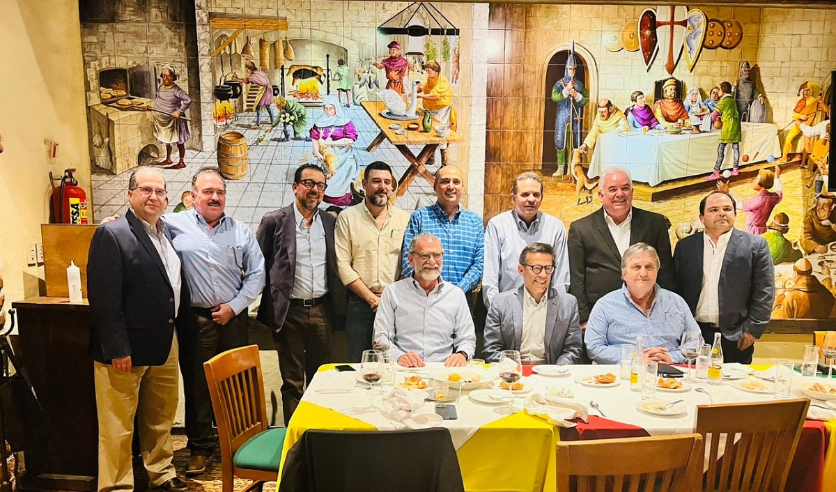 Agricultores de Sinaloa se reúnen con representantes de FIRA y CNA para fortalecer la actividad