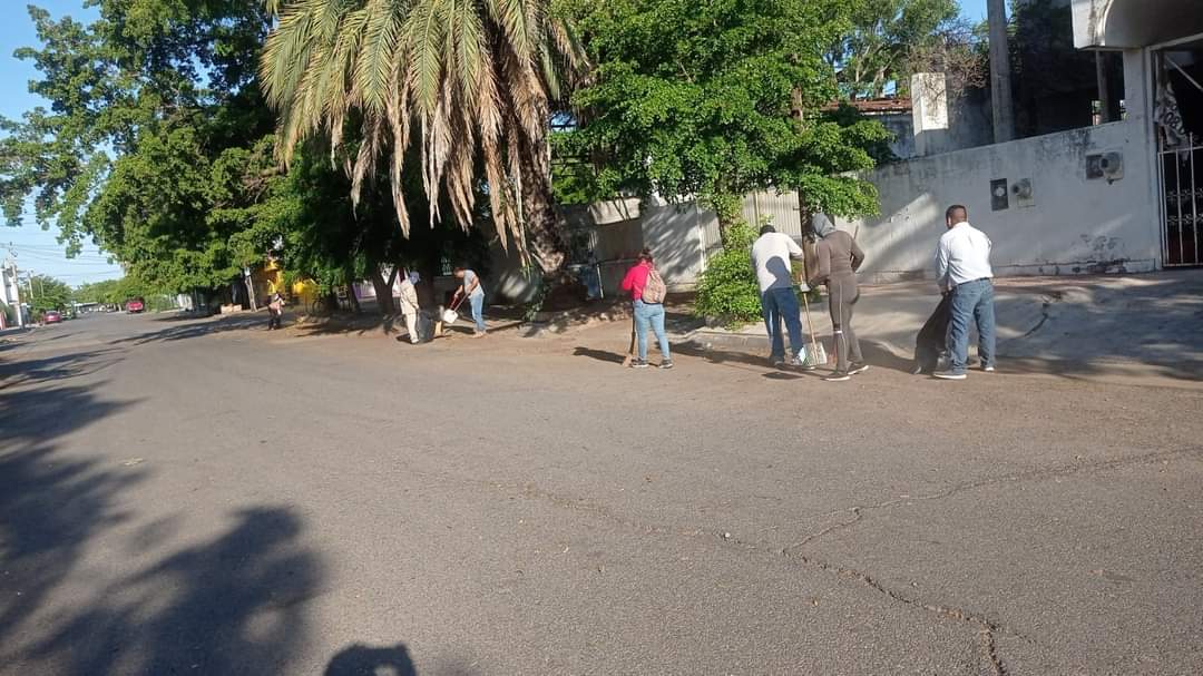 Mueven horarios a trabajadores de Parques y Jardines en Guasave ante altas temperaturas