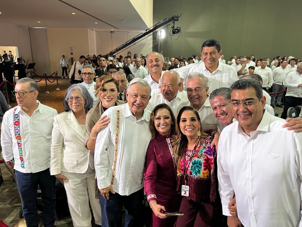 Acude Rocha al 5to Informe de Gobierno de López Obrador