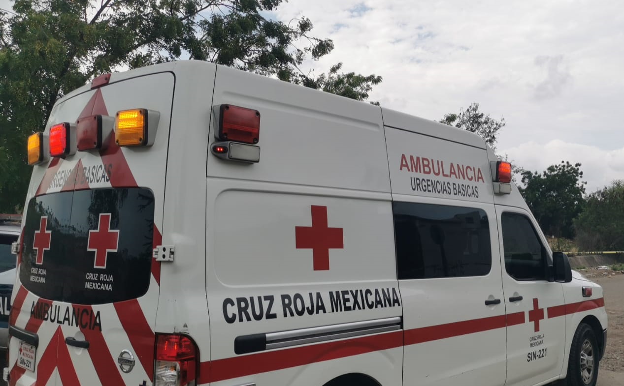Atacan a balazos a Óscar Iván en intento de despojo de motocicleta en Culiacancito, Culiacán