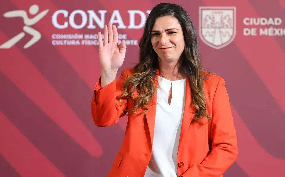 “Les llenaron la boca de dinero y los maleducaron”: Ana Gabriela Guevara a deportistas