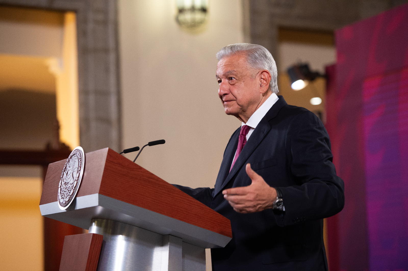 ‘Hay que esperar lo que decida Marcelo Ebrard’: López Obrador ¿está de acuerdo con reponer el proceso?