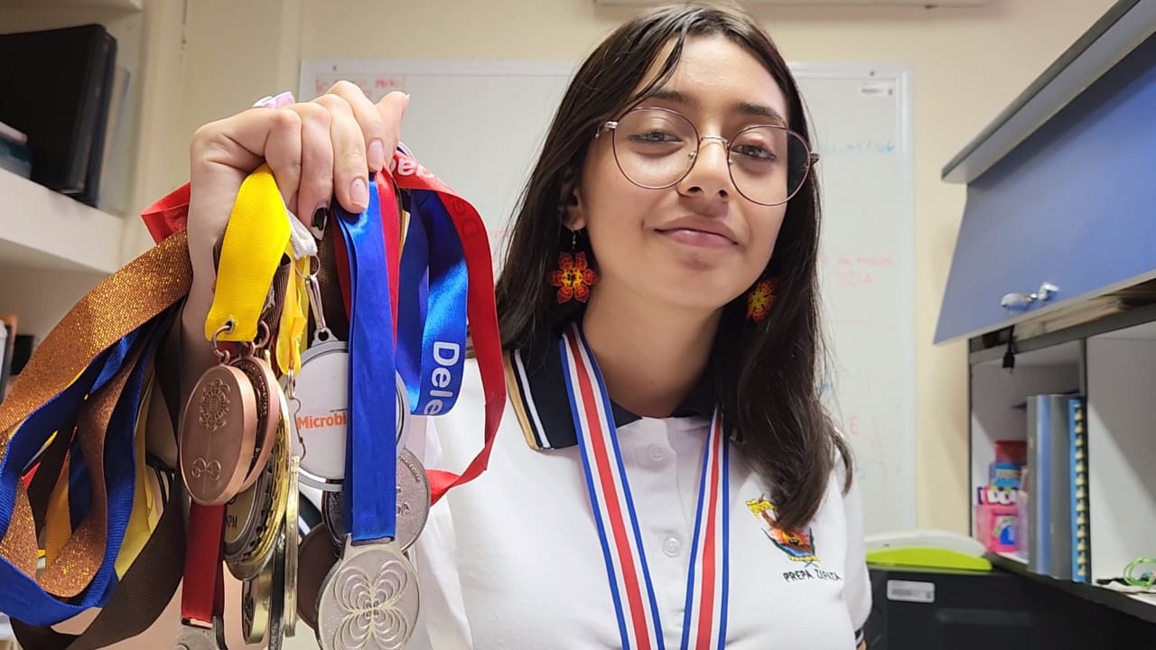 Ángela Flores conquistó la plata en la tercera Olimpiada Panamericana Femenil de Matemáticas del Nivel Bachillerato