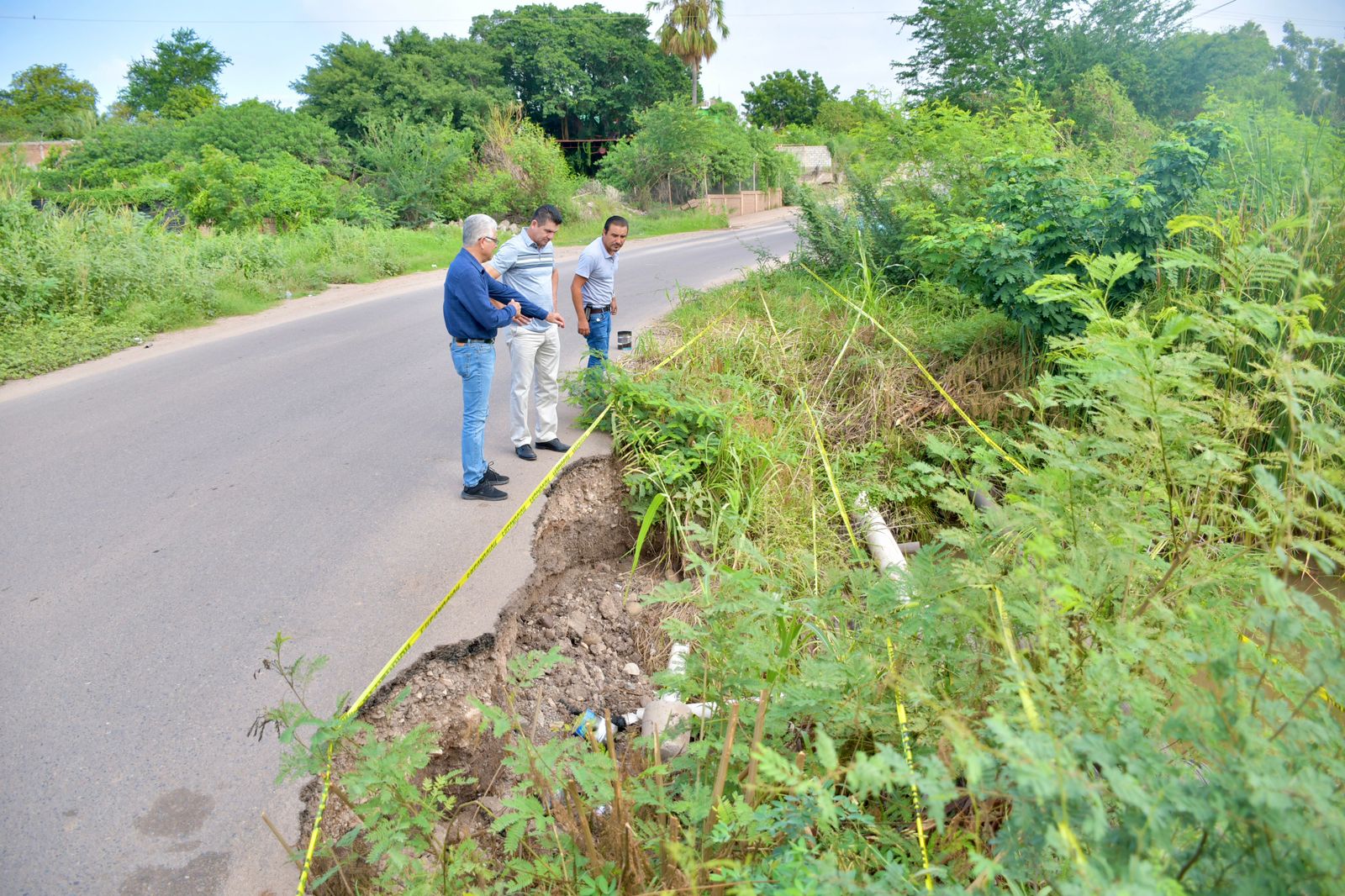 Atiende alcalde de Salvador Alvarado problema de seguridad en puente de la colonia La Cuesta de la Higuera