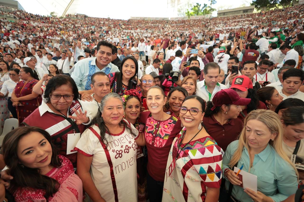 ‘Queremos que continúen los gobiernos para el pueblo’: Claudia Sheinbaum suma apoyo en Oaxaca