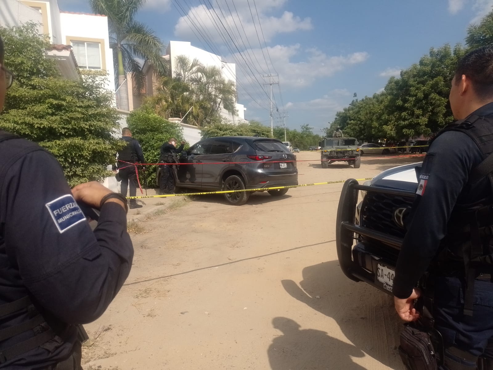 Como Héctor identifican al hombre ejecutado frente a colegio de Culiacán; iba a recoger a su hijo