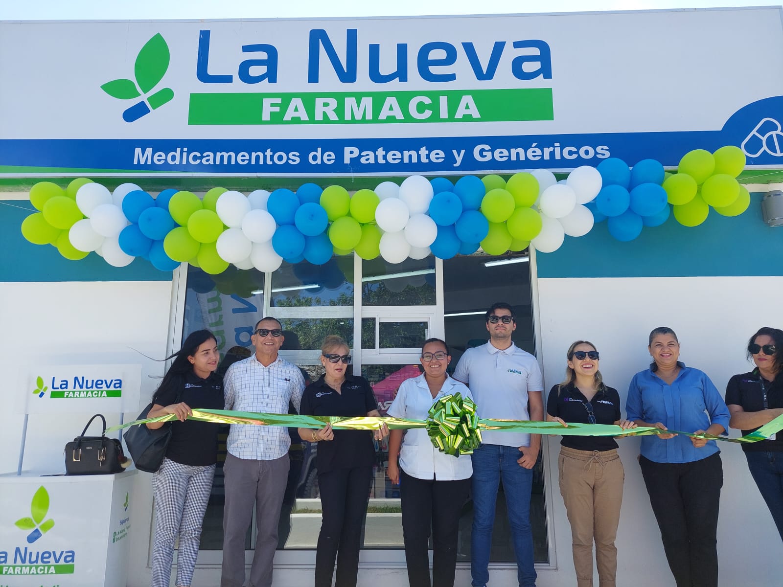 Con promociones permanentes La Nueva Farmacia te espera en su nueva sucursal en Mazatlán