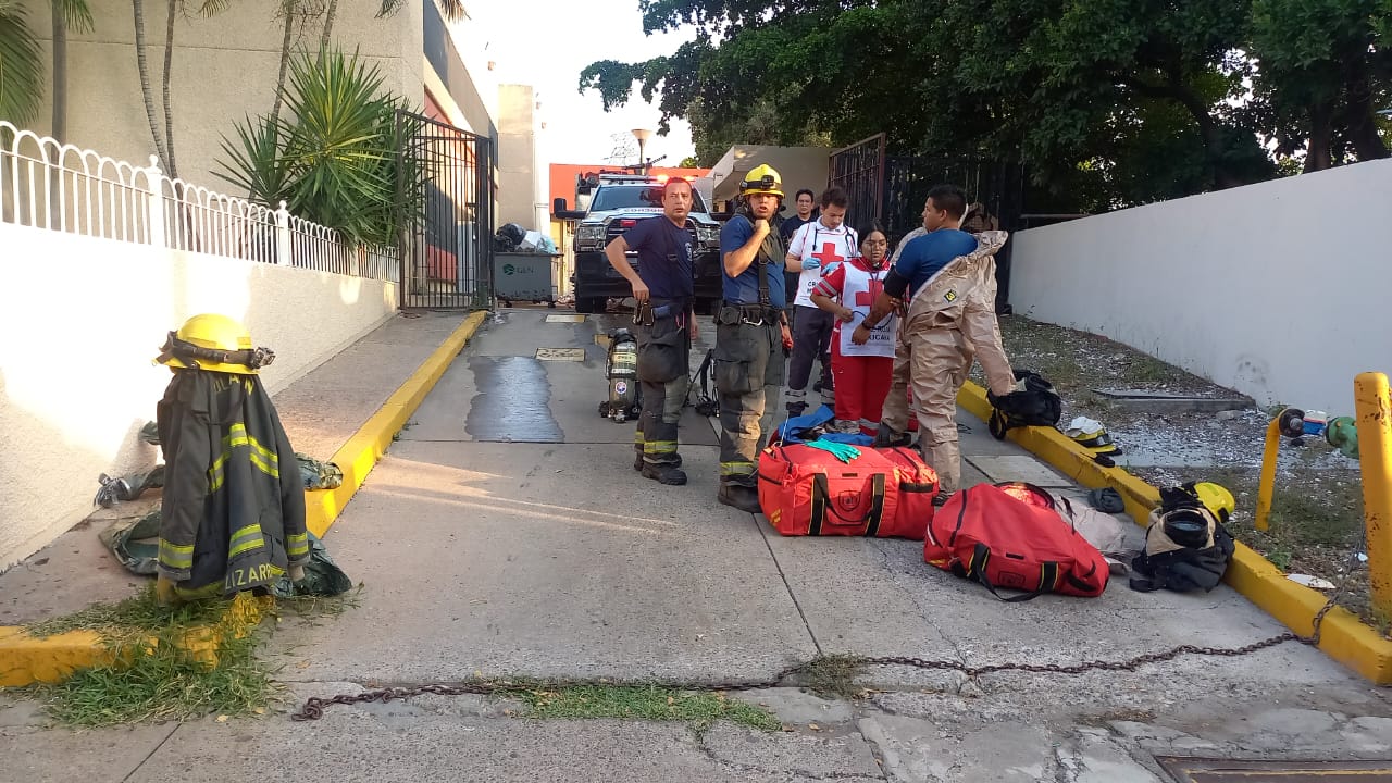 Derrame de químicos en bodega del IMSS Humaya, moviliza a cuerpos de emergencia de Culiacán