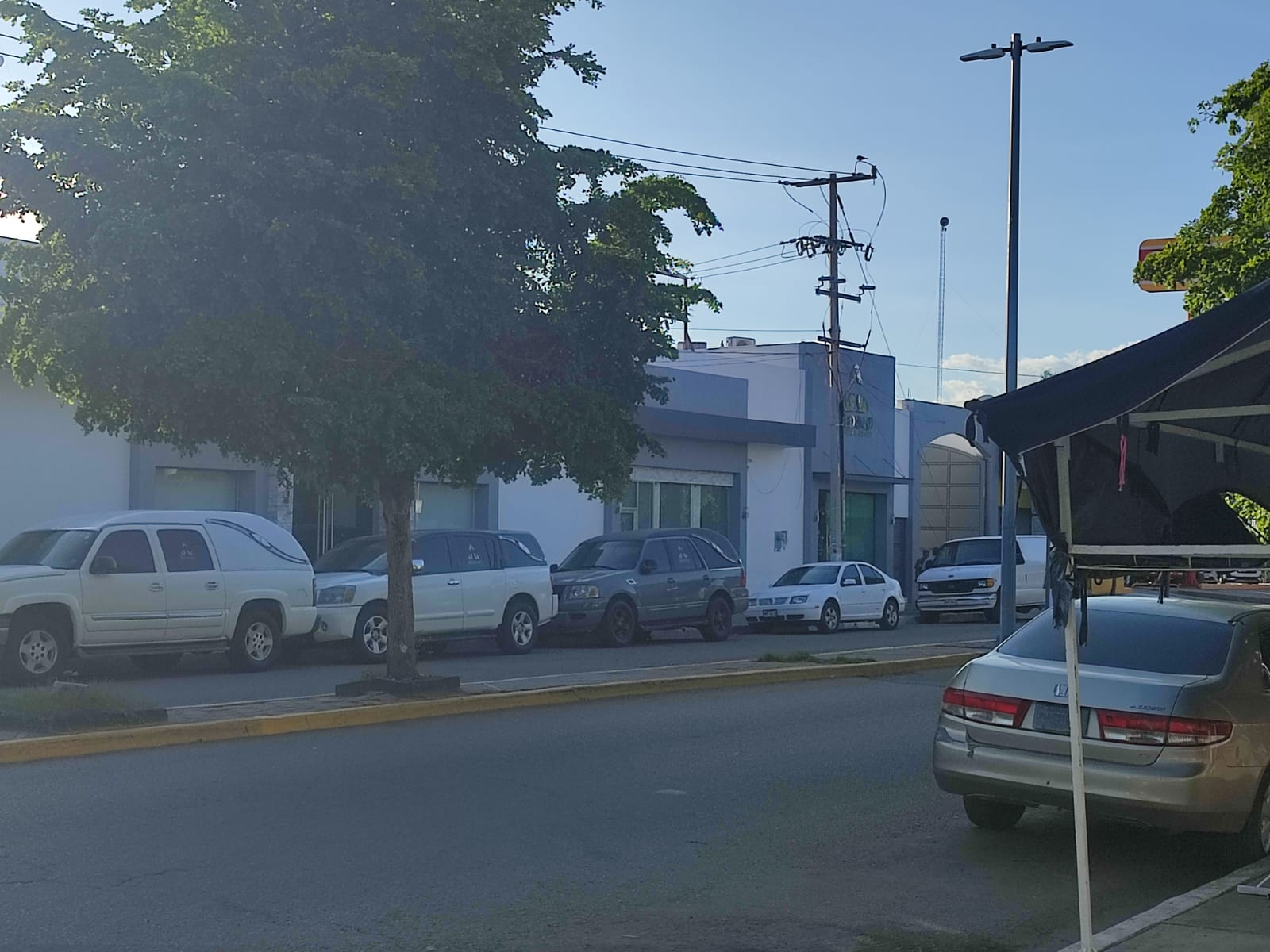 El viacrucis de don Bonifacio no acaba; la Fiscalía no le quiere liberar el cuerpo de su esposa