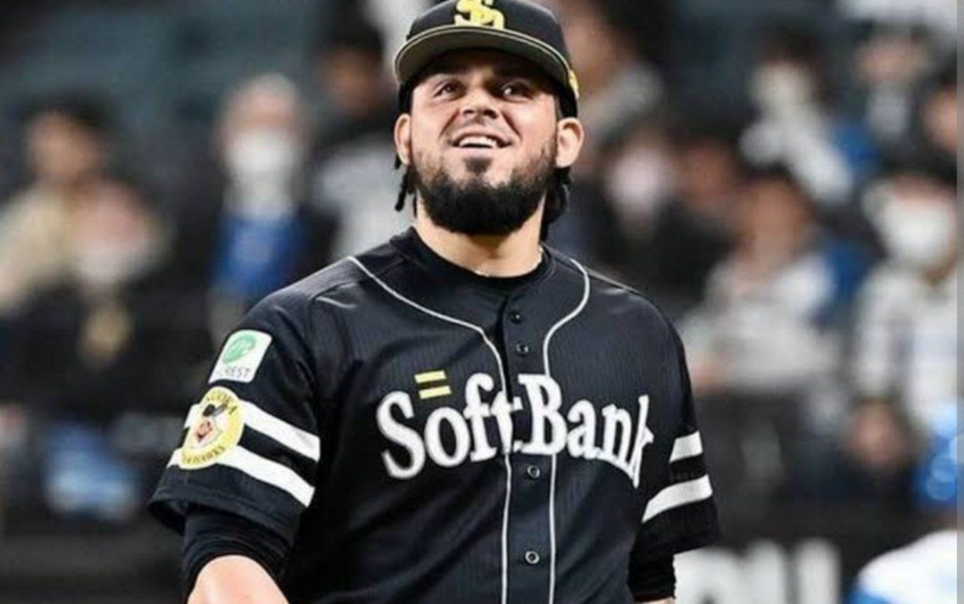 El sinaloense Roberto Osuna vuelve a dominar y llega a 22 salvamentos en la Liga Japonesa de Beisbol