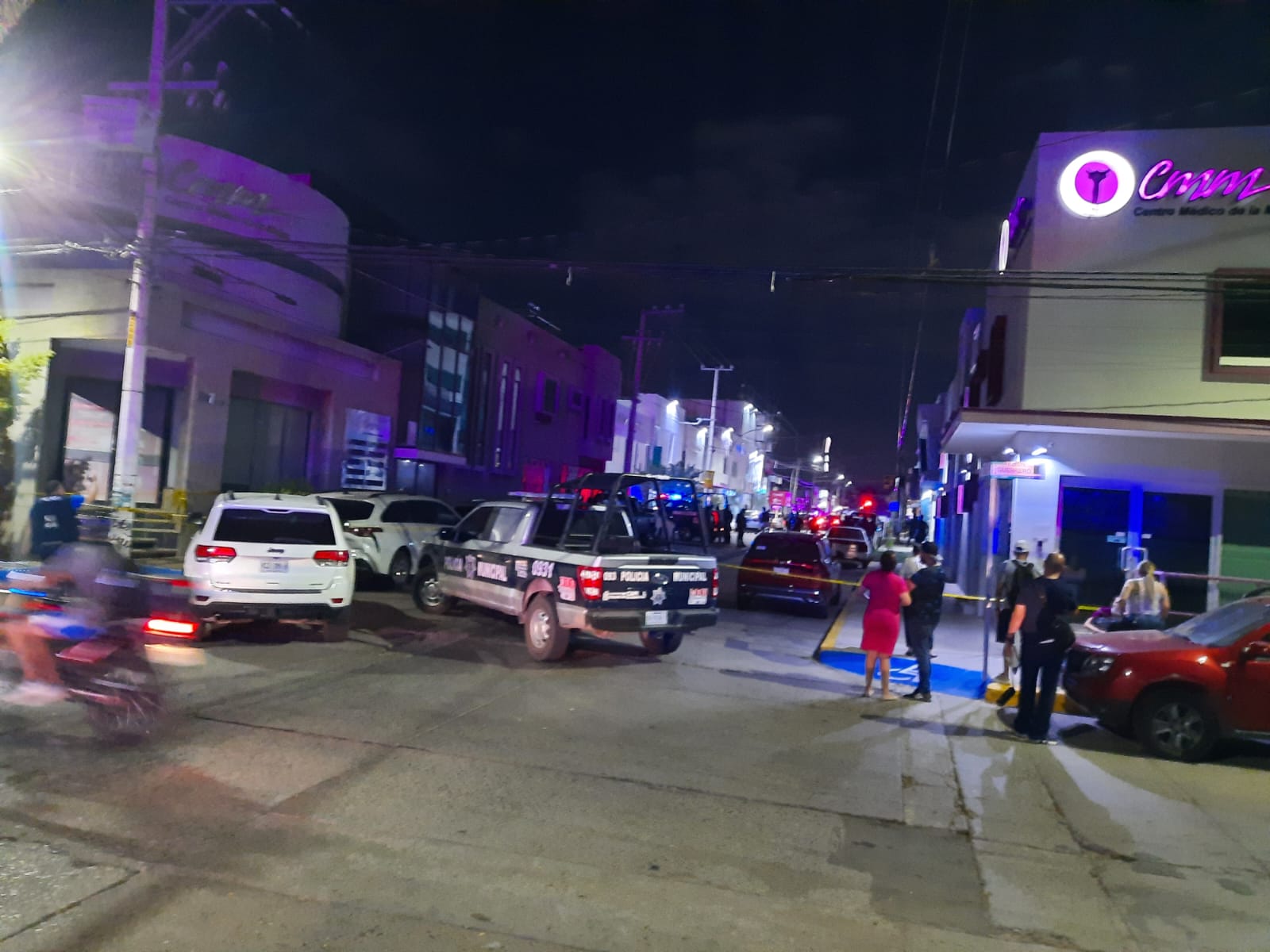 “Era un chavo que iba empezando a ejercer”, lamenta secretario de Salud muerte de doctor en tiroteo en clínica de Culiacán