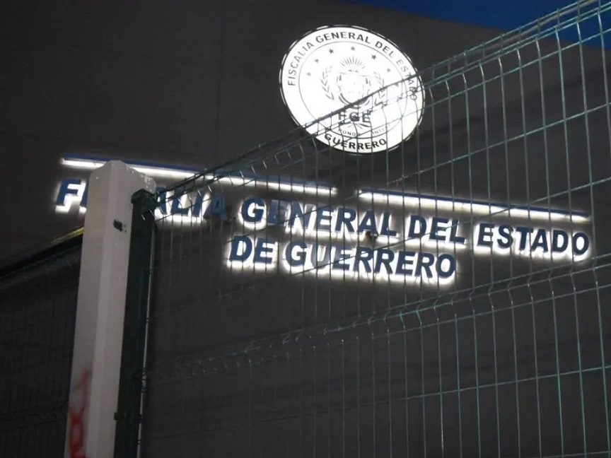 Ataque directo: Desde un Aveo agreden a vicefiscal y director de Investigación de la FGE Guerrero