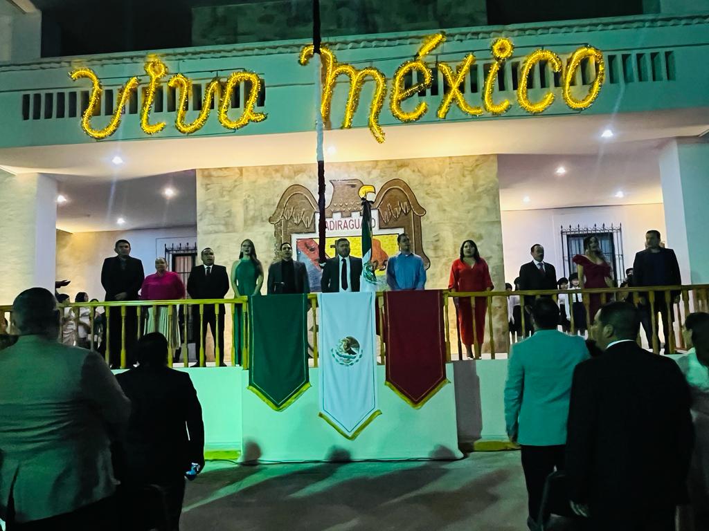¡Viva Badiraguato! José Paz López encabeza tradicional Grito de Independencia