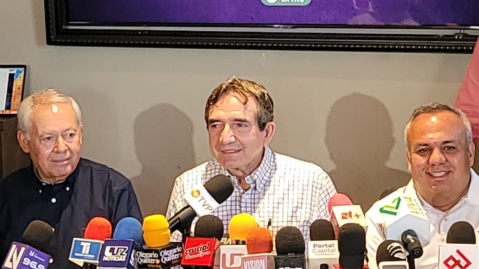 Cierre de Casa María y Beisbox fue una bajeza, una persecución política y un abuso de poder: Cuén Ojeda