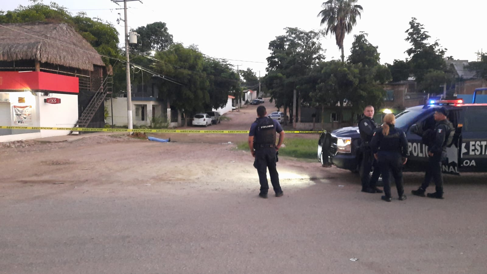Asesinan a balazos a joven en la colonia Los Huizaches, en Culiacán