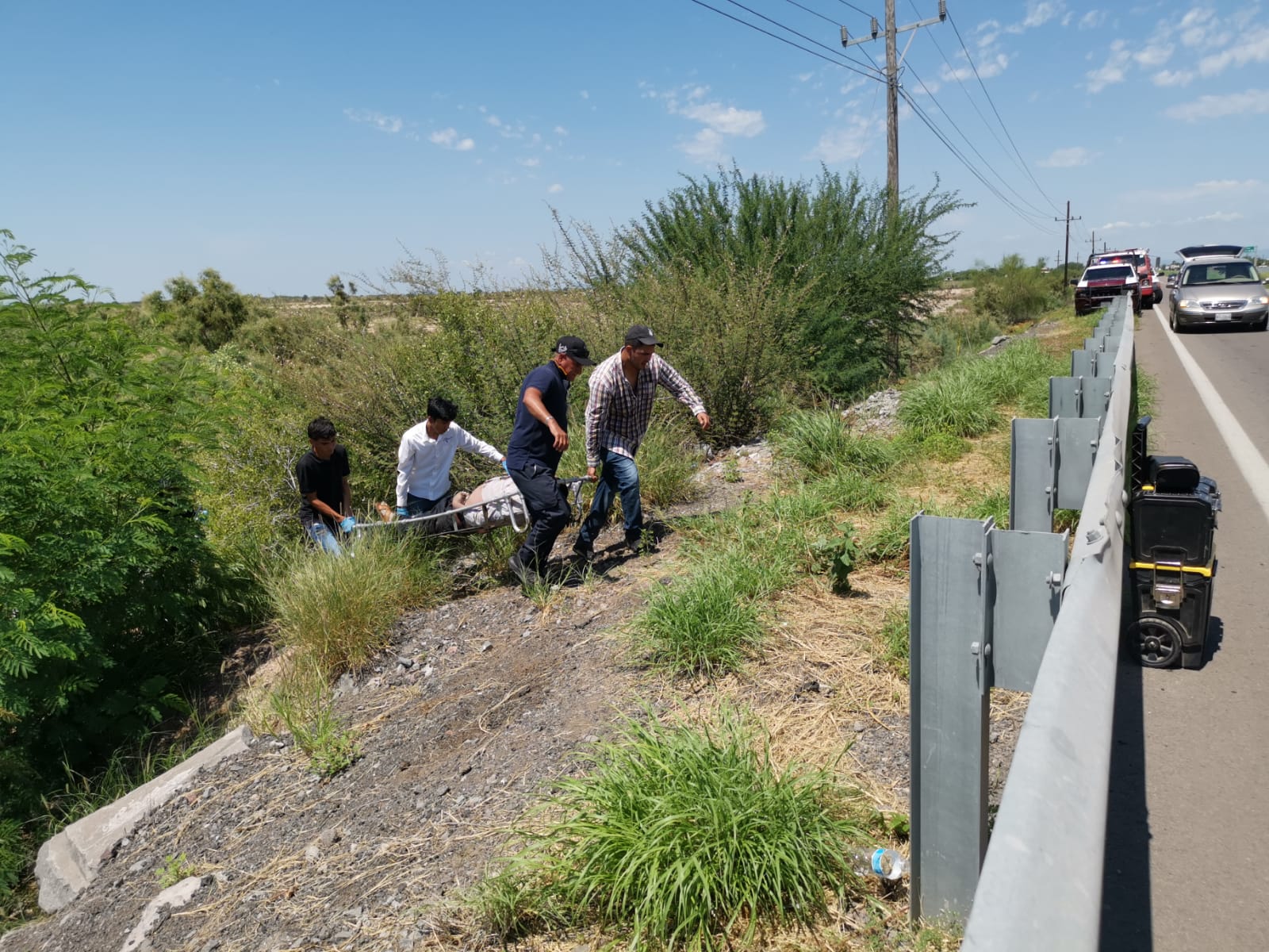 Localizan a un hombre sin vida en estero de la sindicatura del Valle del Carrizo, Ahome