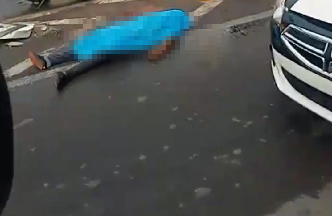 Muere motociclista tras impactarse contra poste de un puente al sur de Mazatlán