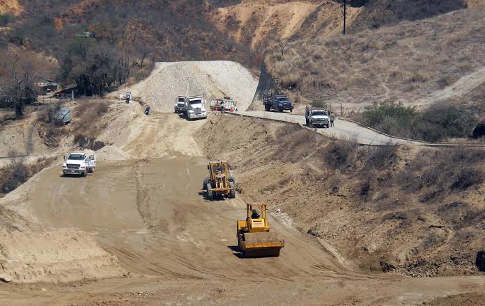 Pide CMIC a legisladores analizar presupuesto de AMLO para 2024 y no priorizar el AIFA y Tren Maya