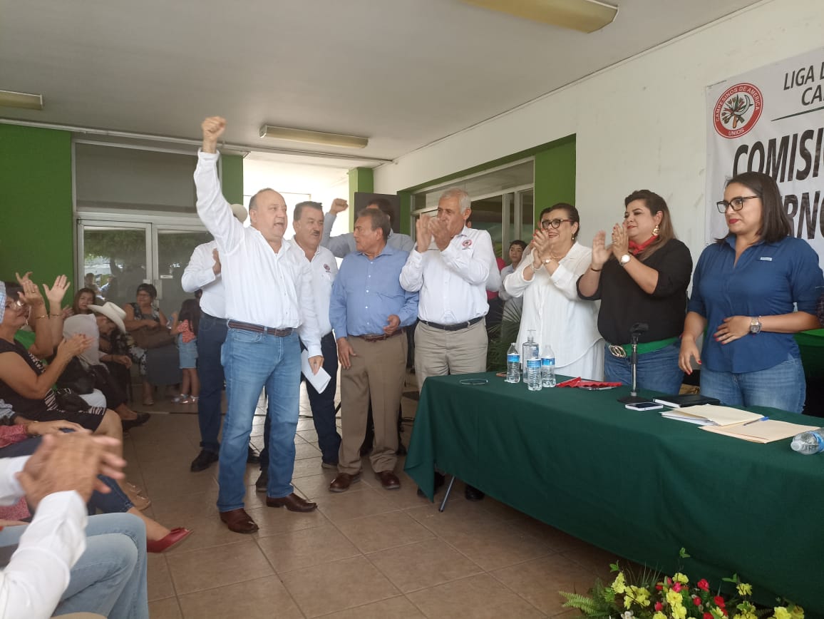 Ratifican campesinos a Miguel Ángel López Miranda al frente de la CNC en Sinaloa