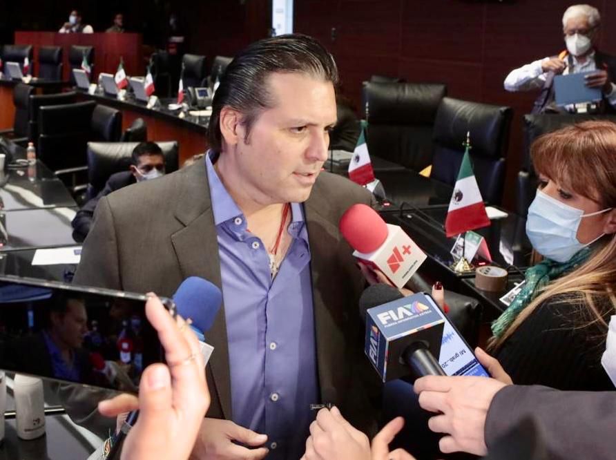 Mario Zamora, desde el Senado, busca eliminar el IVA en el recibo de luz
