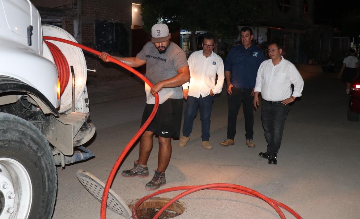 Sostiene Jumapam trabajos para abatir derrame en la Genaro Estrada de Mazatlán