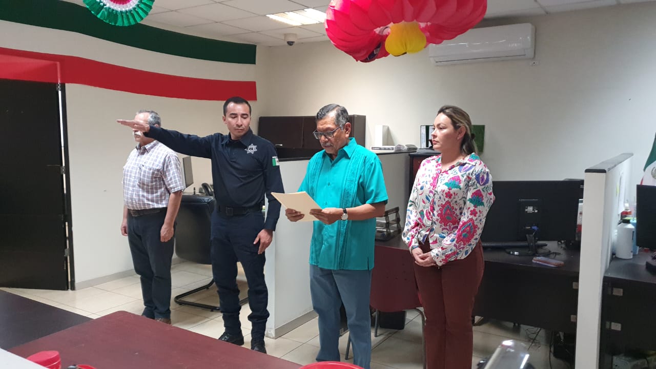 Titular de SSPE toma protesta a Jesús Gastelo como director de Servicios de Protección