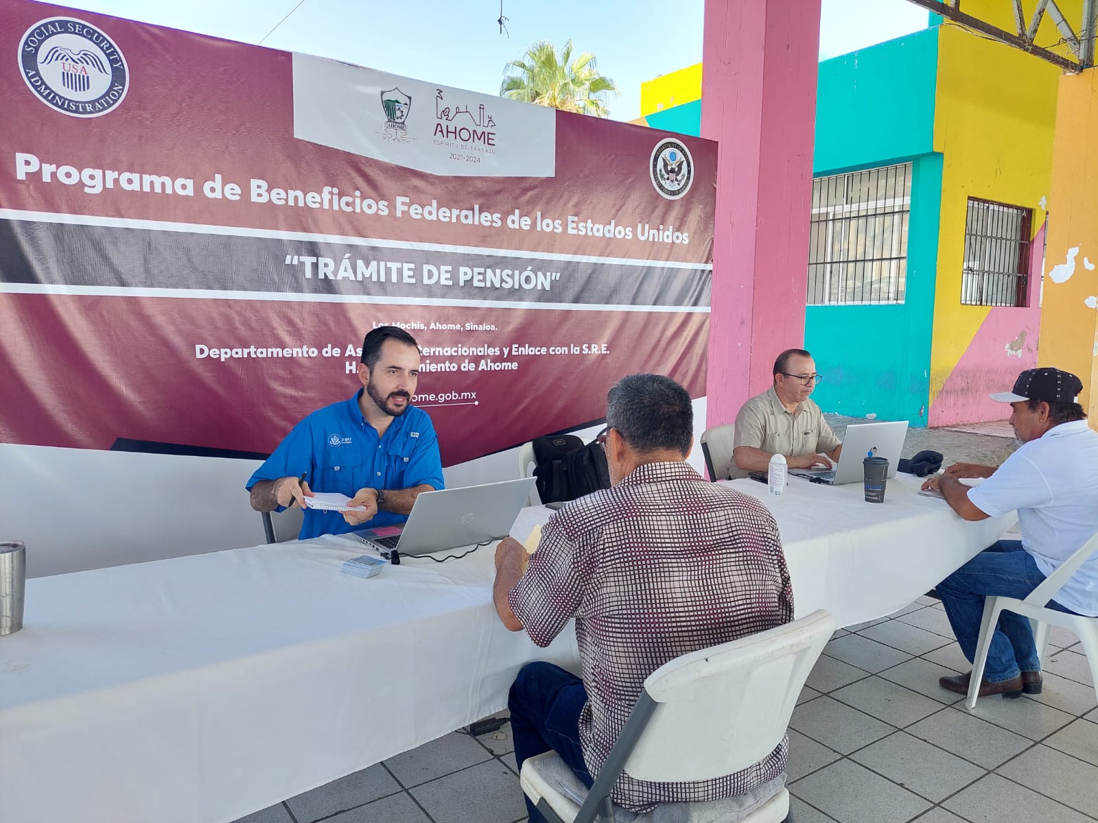 Reciben sinaloenses un millón 692 mil dólares, en beneficio de pensiones por haber trabajado en Estados Unidos