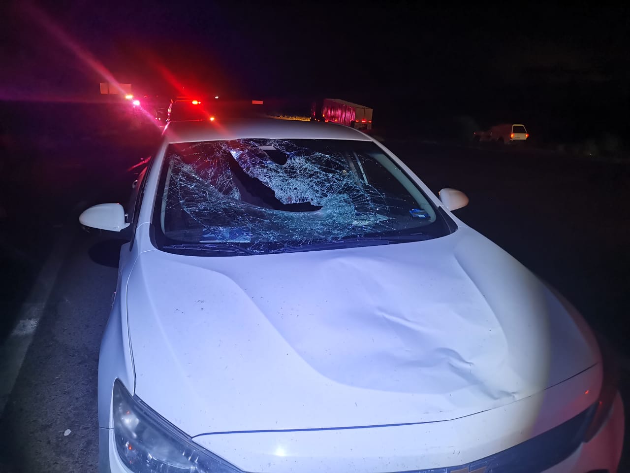 Una persona sin vida y dos lesionados deja accidente sobre la México 15 en Ahome