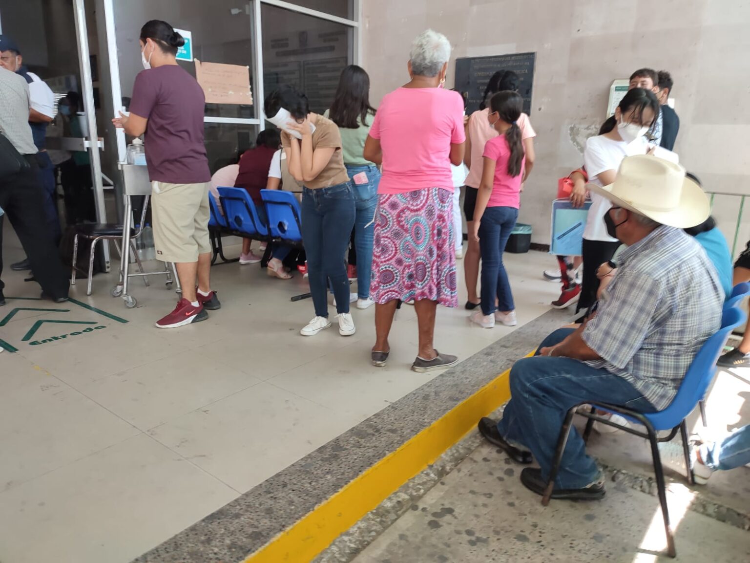 Mazatlán aún sin protocolo para aplicar por casos de COVID; solo indicación de vacunar a adultos mayores