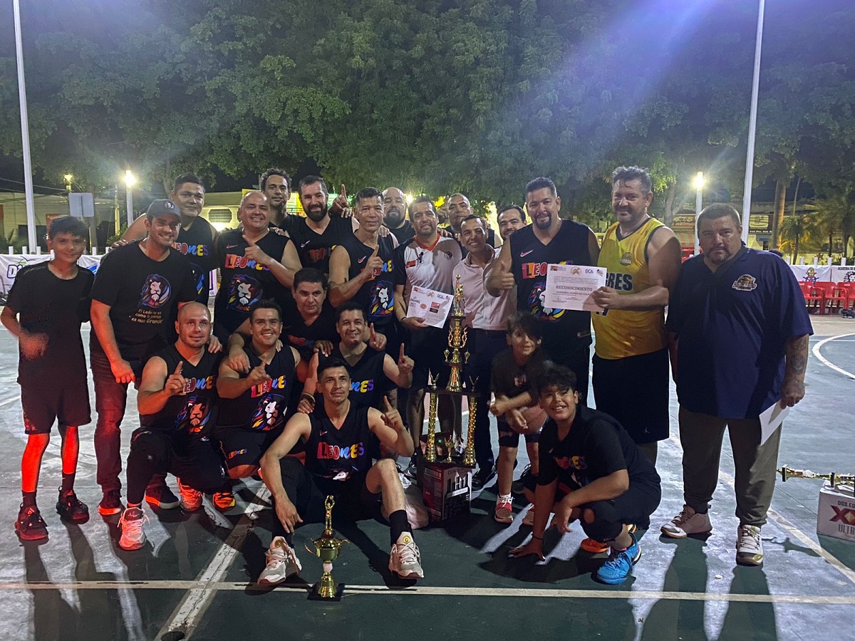Academia Leones se coronó en la Liga Oficial de Baloncesto de Veteranos en Culiacán