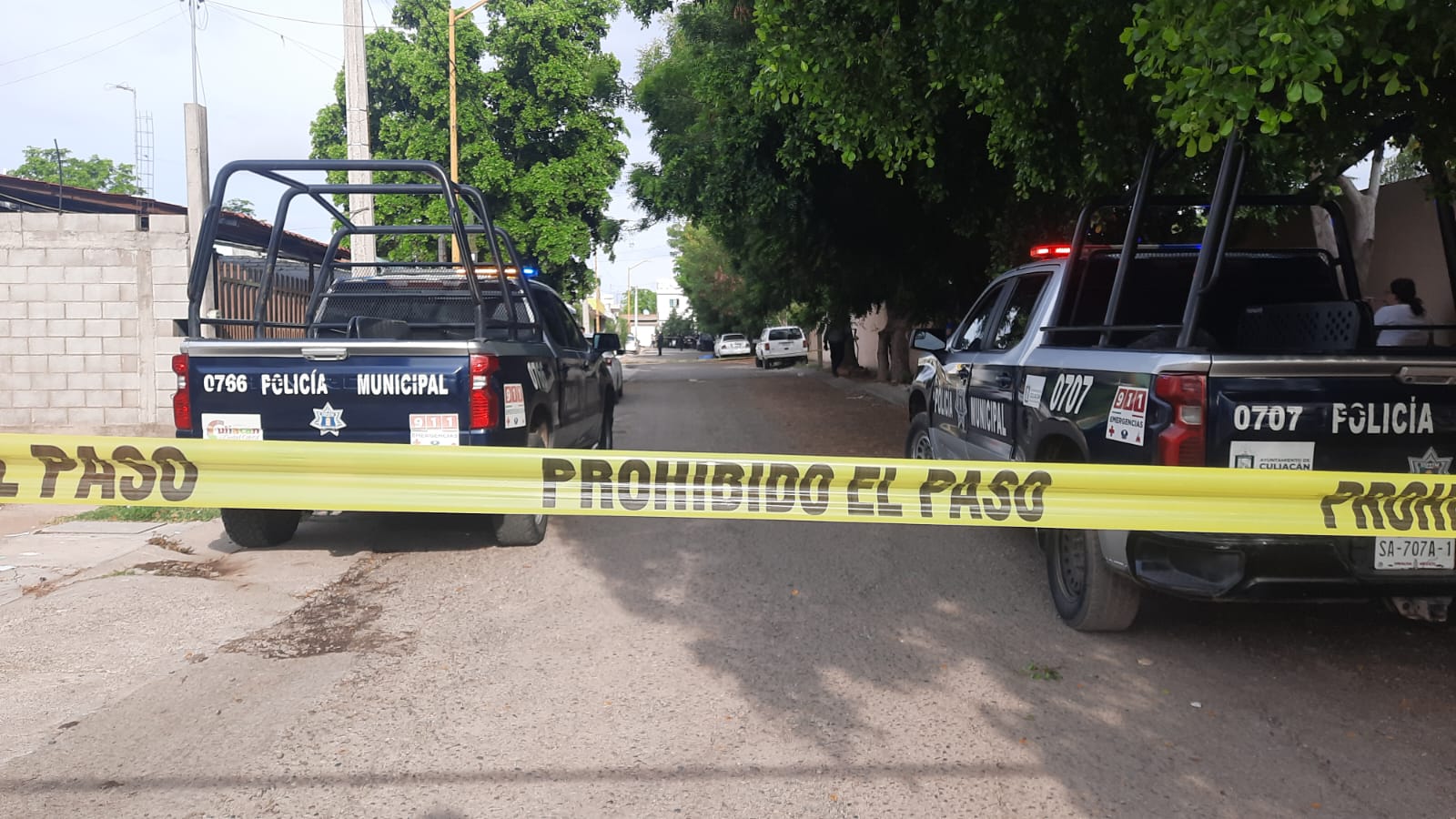 Minutos antes de la entrada de alumnos, asesinan a balazos a intendente afuera de escuela primaria en Culiacán
