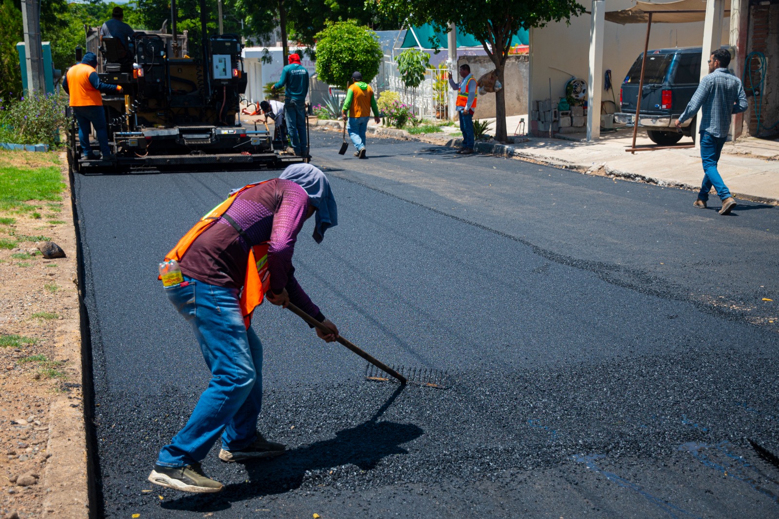 “Trabajos de bacheo son permanentes en Culiacán, quejas han disminuido”: Gámez Mendívil